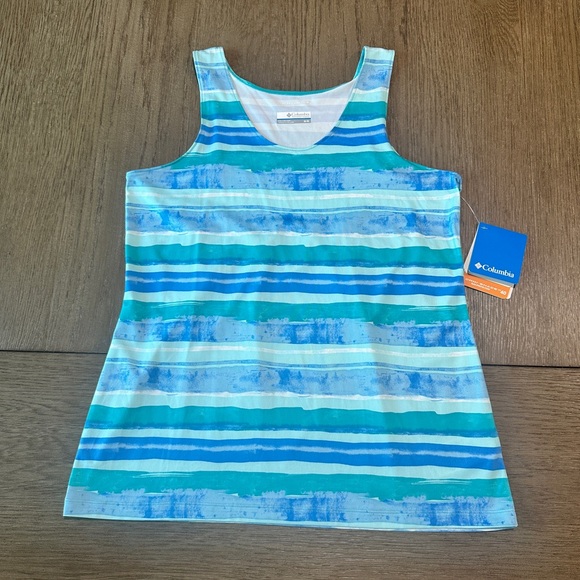 Columbia Tops - Columbia Women’s Tank Top Omni Shade, Omni Wick Size Medium Blue Green Print
